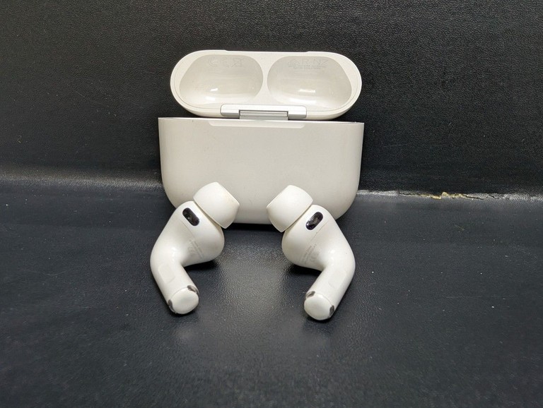 Купити AirPods Pro 3 Б/У