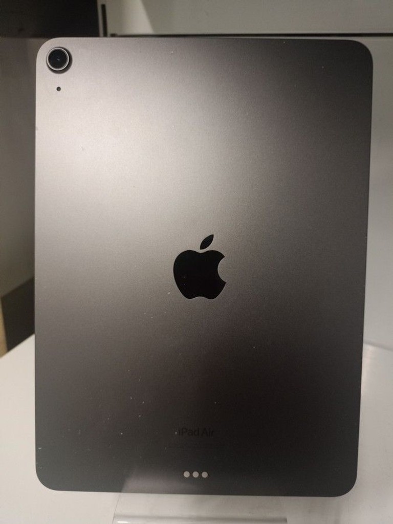 Дешево Apple ipad air 2022 wi-fi 64gb з ломбарду