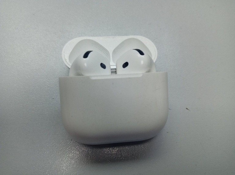 Объявление Apple airpods 4 with active noise cancellation Б/У