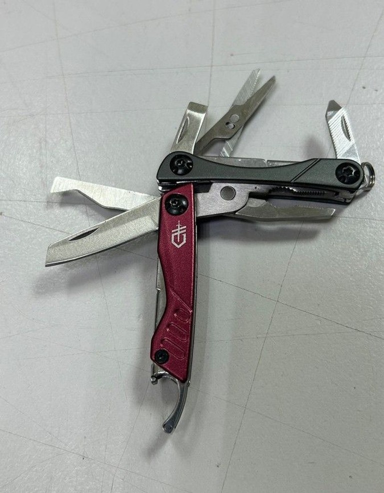 Дешиво Gerber Dime Multi-Tool Red (31-003622) с ломбарда