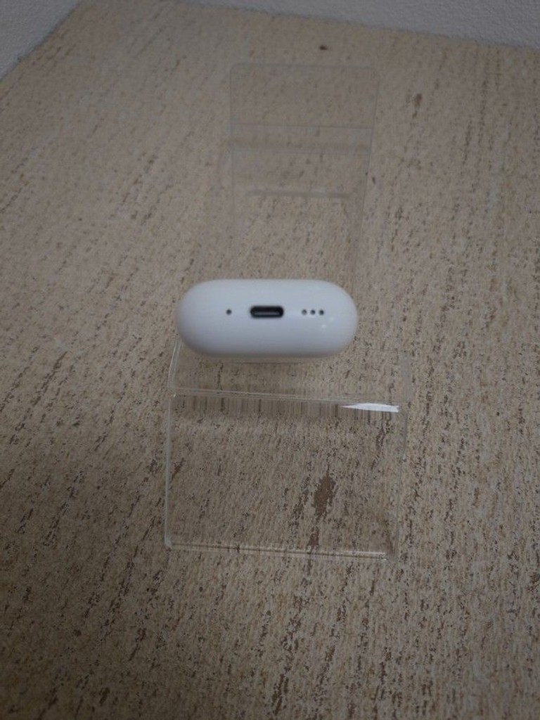 Распродажа Apple airpods 4 with active noise cancellation, продавец Техноскарб
