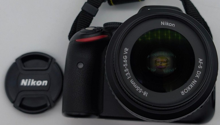 Объявление Nikon d5100 + nikon dx af-s nikkor 18-55mm 1:3,5-5,6g vr Б/У