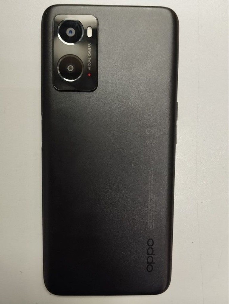 Дешиво Oppo a76 4/128gb с ломбарда