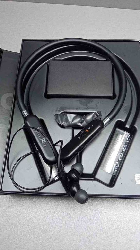 Оголошення Samsung level u flex eo-bg950 Б/У