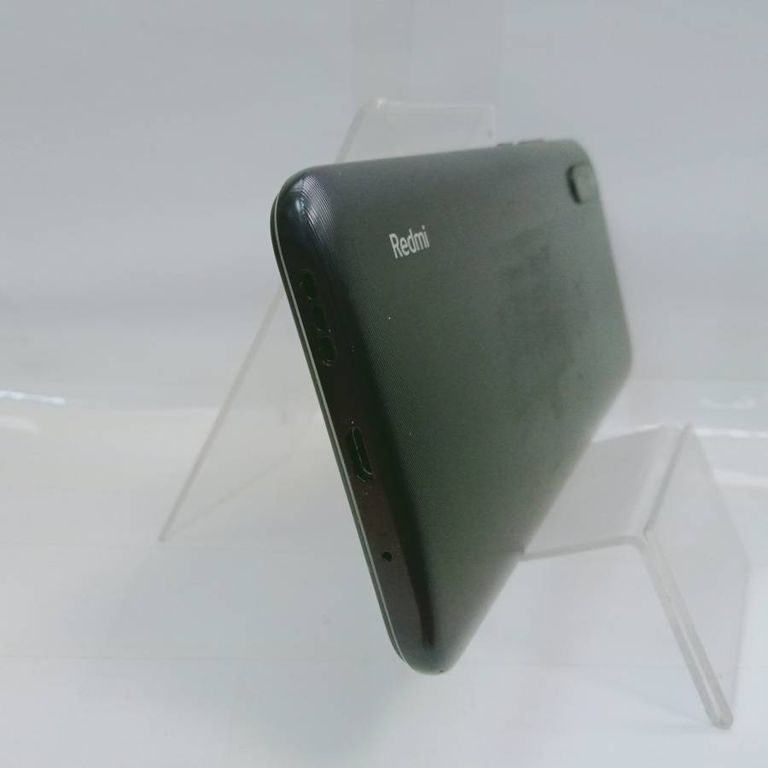 Дешево Xiaomi redmi 9a 2/32gb з ломбарду