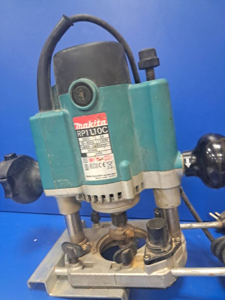 Makita rp1110c