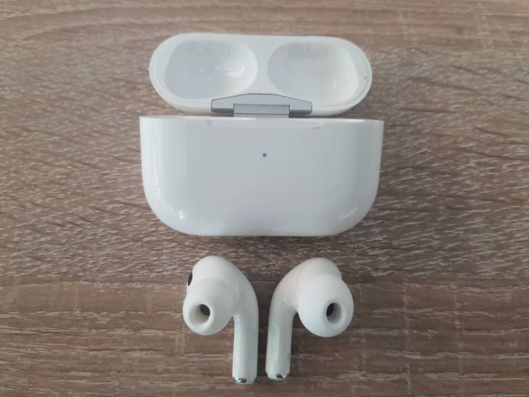 Apple AirPods Pro (MWP22)