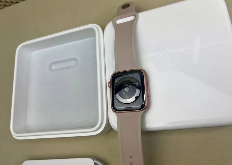 Apple Watch Series 4, 44 мм, GPS Код:null. Зображення 4