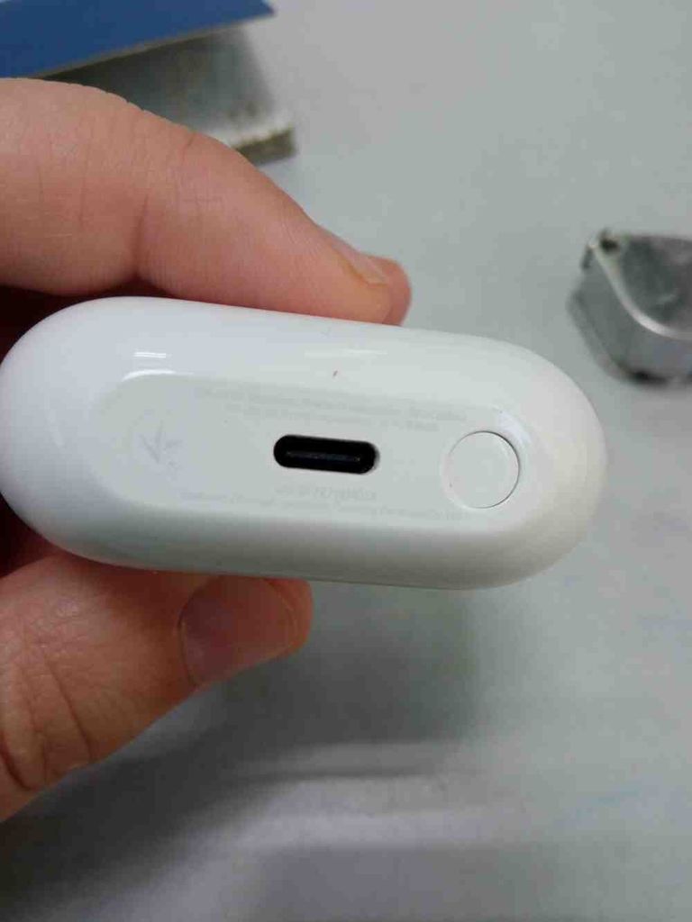 Объявление Samsung Galaxy Buds3 Silver (SM-R530NZAA) Б/У