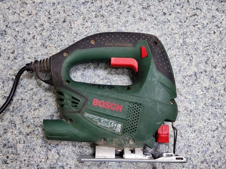 Дешево Bosch pst 650 з ломбарду