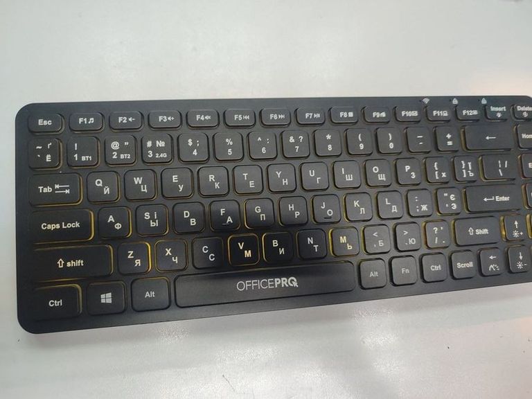 Купити Officepro SK790B Б/У