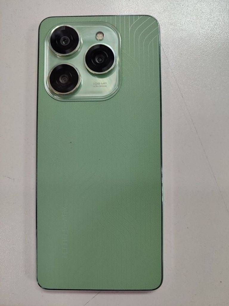 Дешево Tecno spark 20 pro kj6 8/256gb з ломбарду