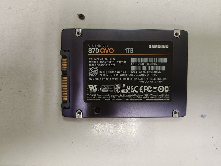 Дешиво Samsung 870 qvo 1 tb с ломбарда