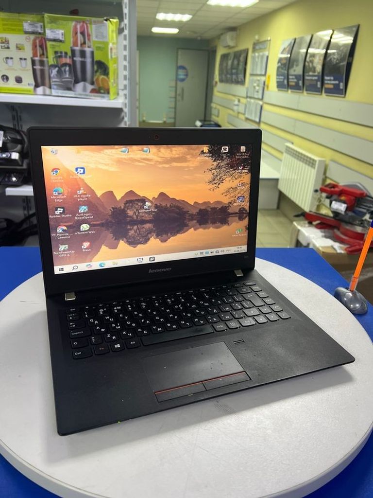 Купить Lenovo 13/core i3 5005u ddr3/4gb ddr3/hdd 120 gb/ssd *відсутній/*інтегрована Б/У
