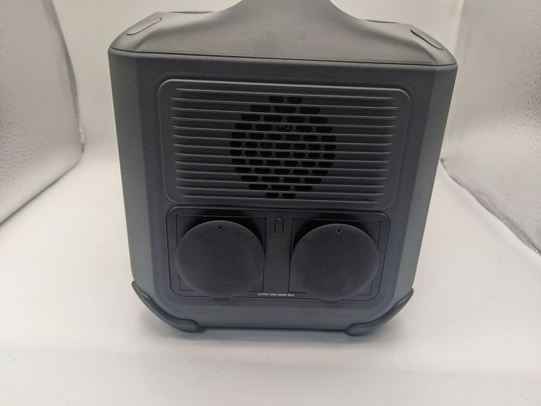 Дешиво Ugreen PowerRoam 600 (GS600) с ломбарда