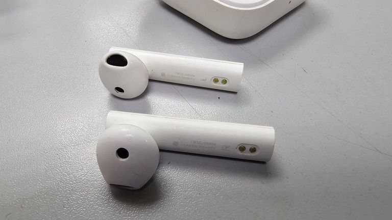 Дешиво Xiaomi mi true wireless earphones 2 basic с ломбарда