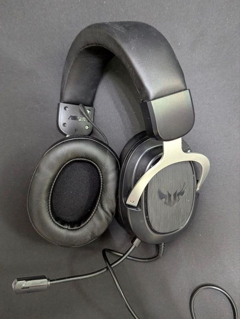 Дешево Asus tuf gaming h3 з ломбарду