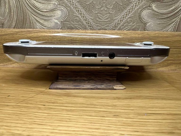Ігрова приставка Sony PSP Vita (PCH-1004) + SD 64GB Прошита!!! Код:null. Зображення 4