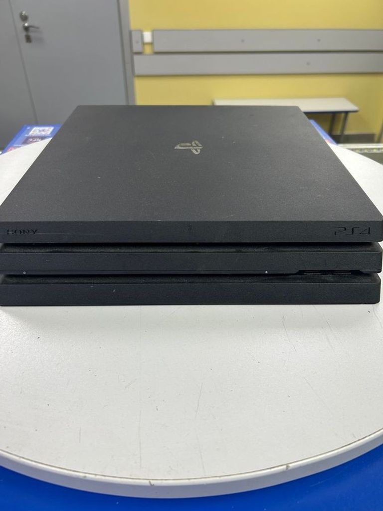 Объявление Sony PlayStation 4 Pro (PS4 Pro) 1TB Black (9773412) Б/У