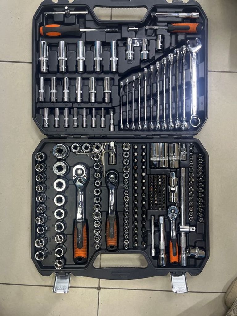 Купить Neo Tools 08-671 219шт. 1/2 і 1/4 Б/У