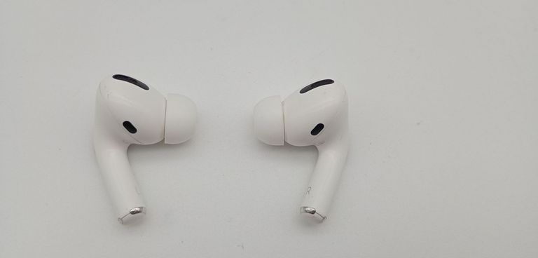 Дешиво Apple AirPods Pro (MWP22) с ломбарда