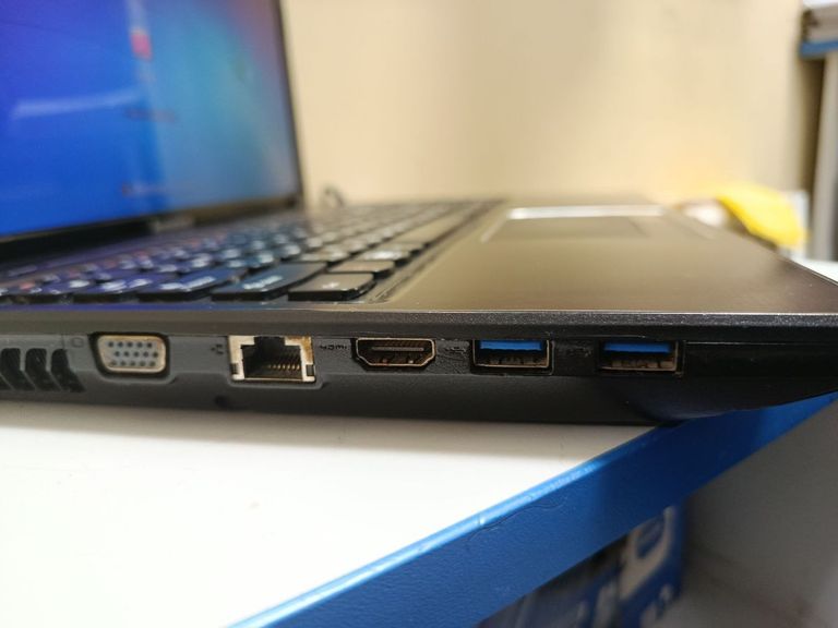 Розпродаж Lenovo 15/core i3 2348m ddr3/4gb ddr3/hdd 500 gb/ssd *відсутній/*інтегрована, продавець Техноскарб
