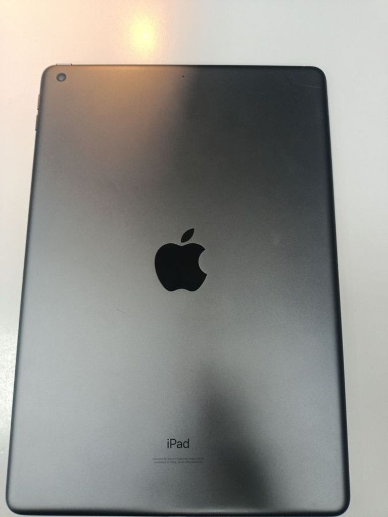 Купить Apple a2270 ipad 8gen 32gb Б/У