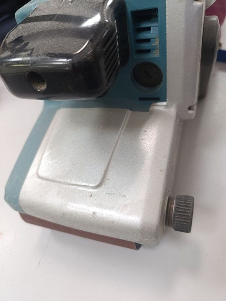 Дешиво Makita 9404 с ломбарда