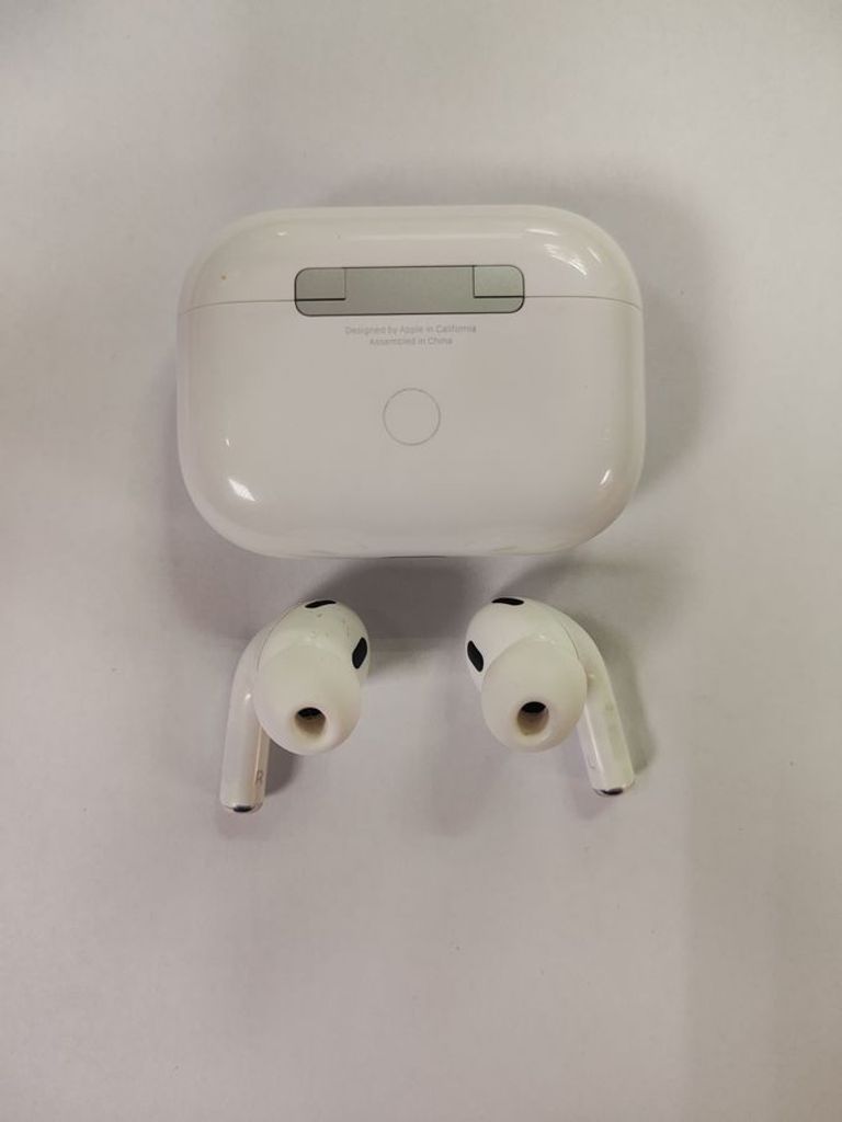 Оголошення Apple airpods pro 2nd generation magsafe Б/У