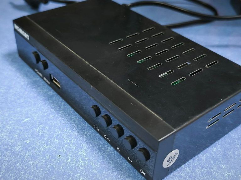 Оголошення Romsat t7090hd Б/У