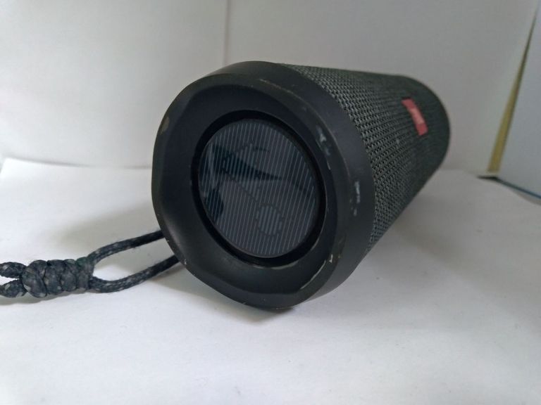 Оголошення Jbl flip essential 2 Б/У