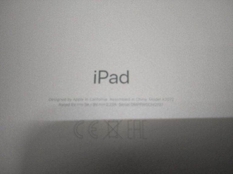 Дешево Apple iPad Air 2020 Wi-Fi + Cellular 256GB Space Gray (MYJ32, MYH22) з ломбарду