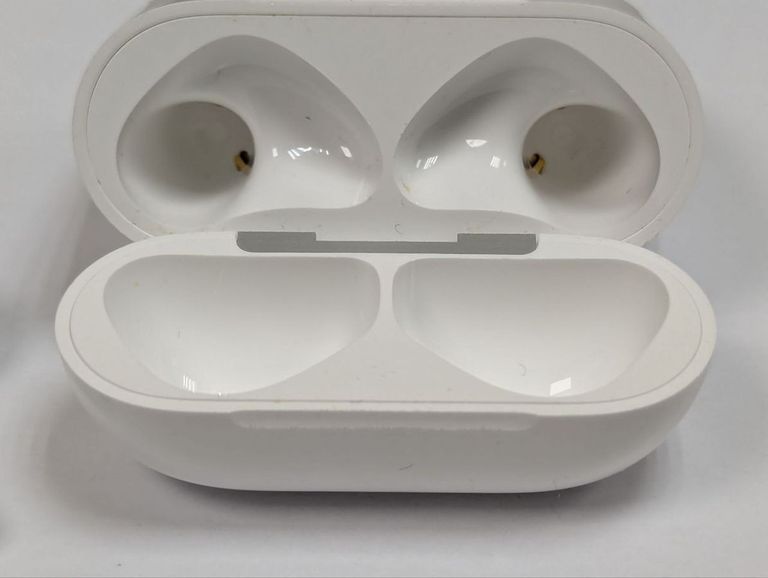 Дешиво Apple airpods 4 с ломбарда
