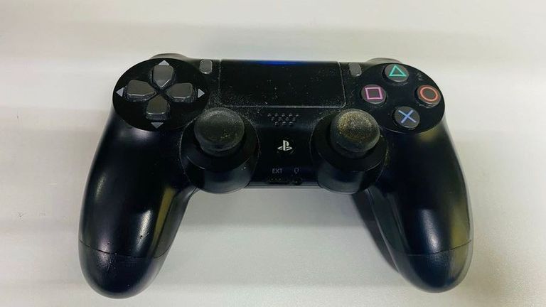  Sony PlayStation 4 Slim 1TB Black Код:01-200842249. Изображение 8