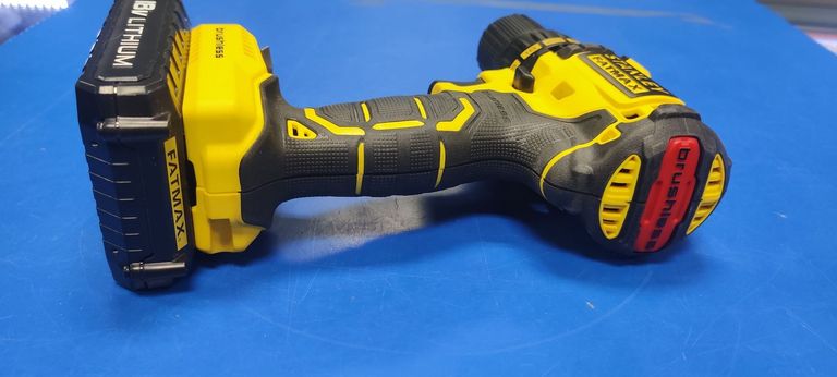 Stanley fmc608c2k 2акб. 18v 1.3ah li-ion fatmax Код:01-200856887. Зображення 7