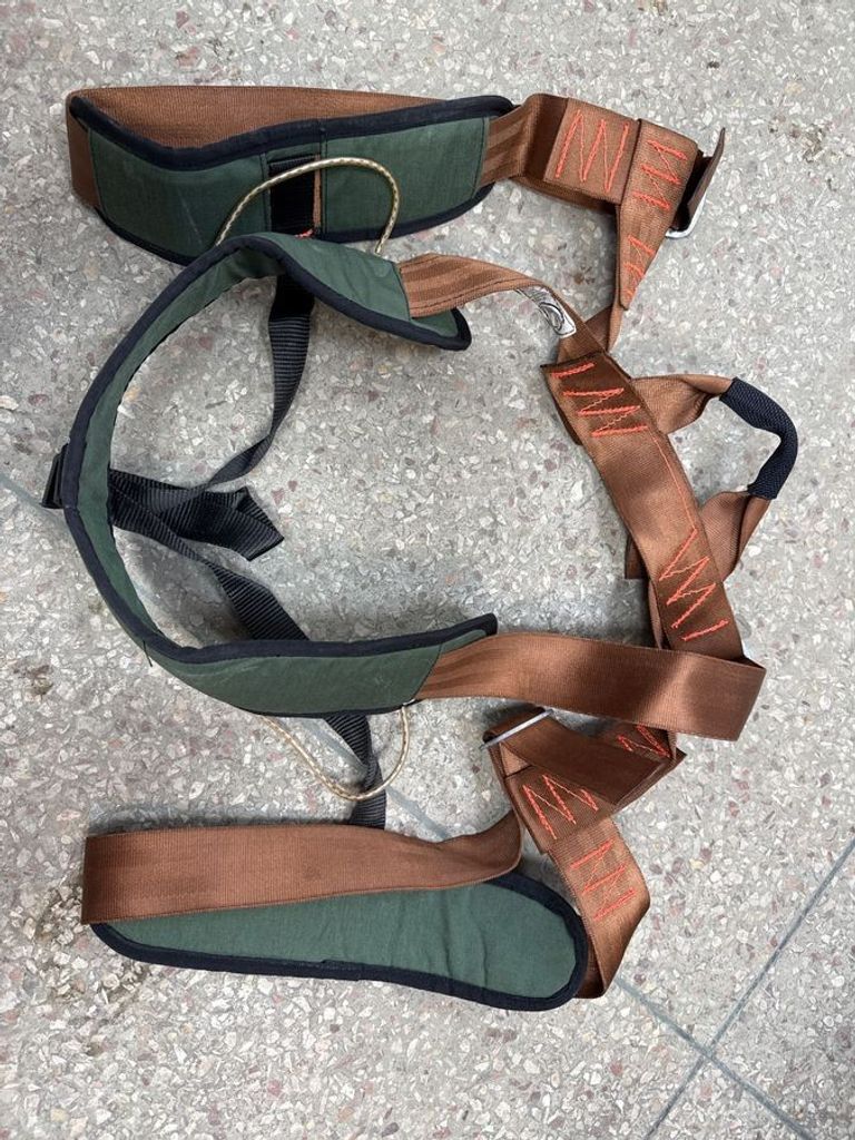 Купити Strong без моделі Б/У