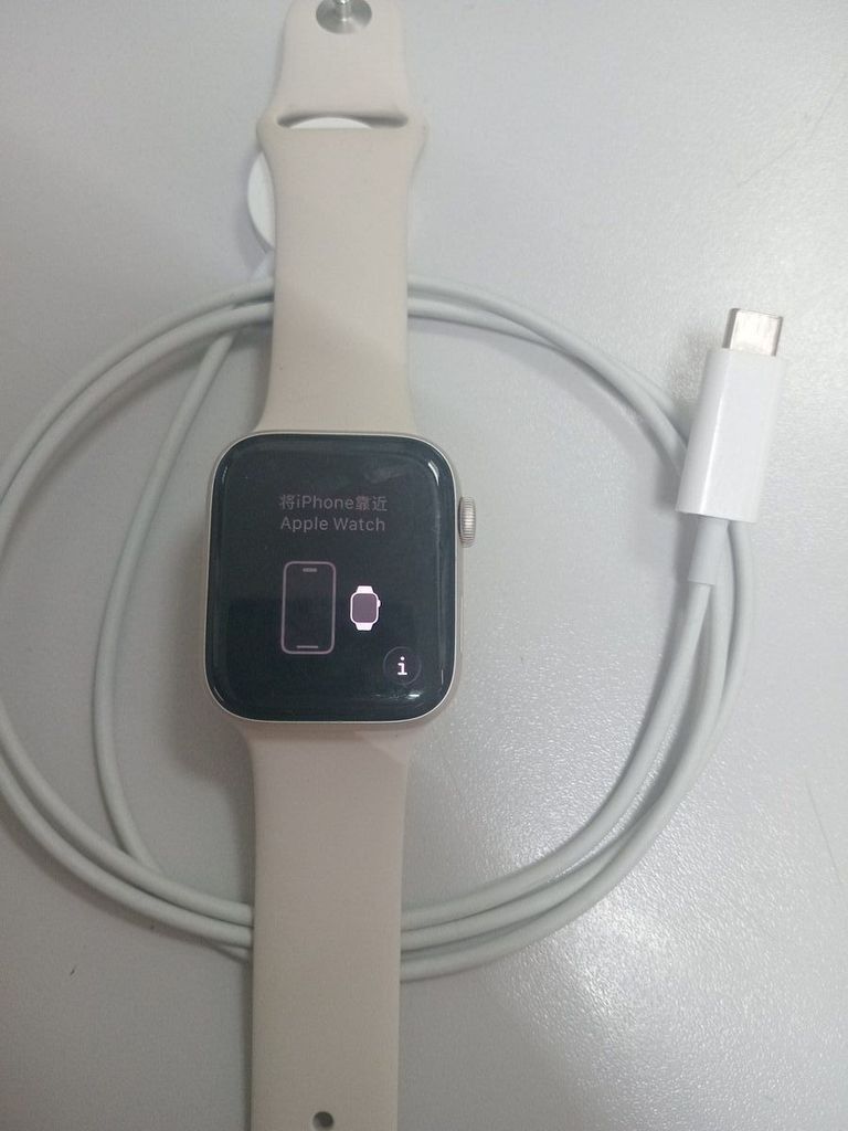 Дешево Apple watch se 2 gps 44mm aluminium case з ломбарду