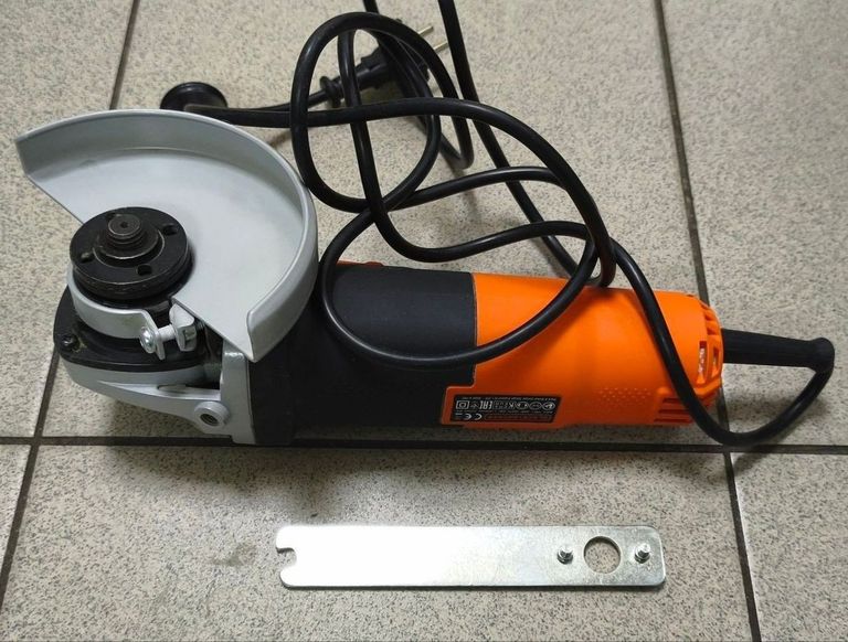 Купити Black&Decker kg912 Б/У