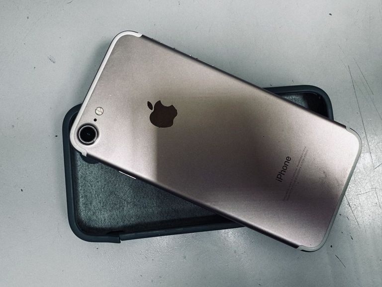 Дешево Apple iphone 7 128gb з ломбарду