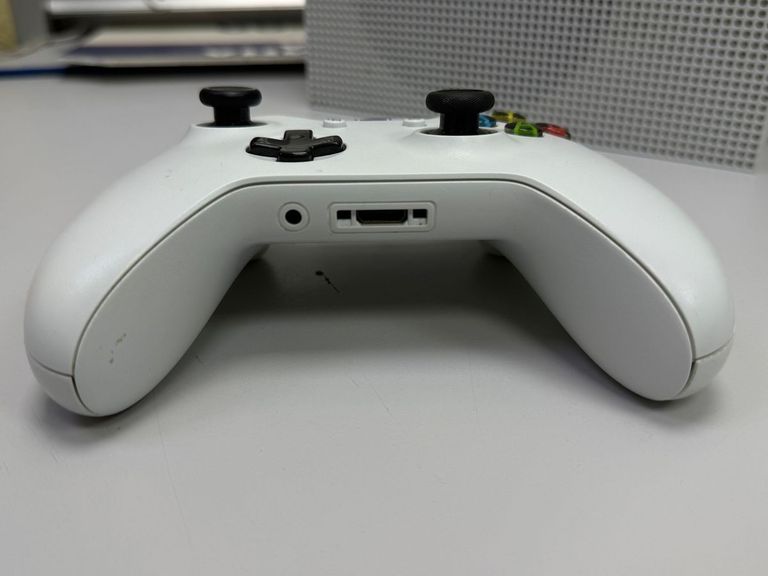 Microsoft Xbox One S 1TB Код:01-200876756. Зображення 7