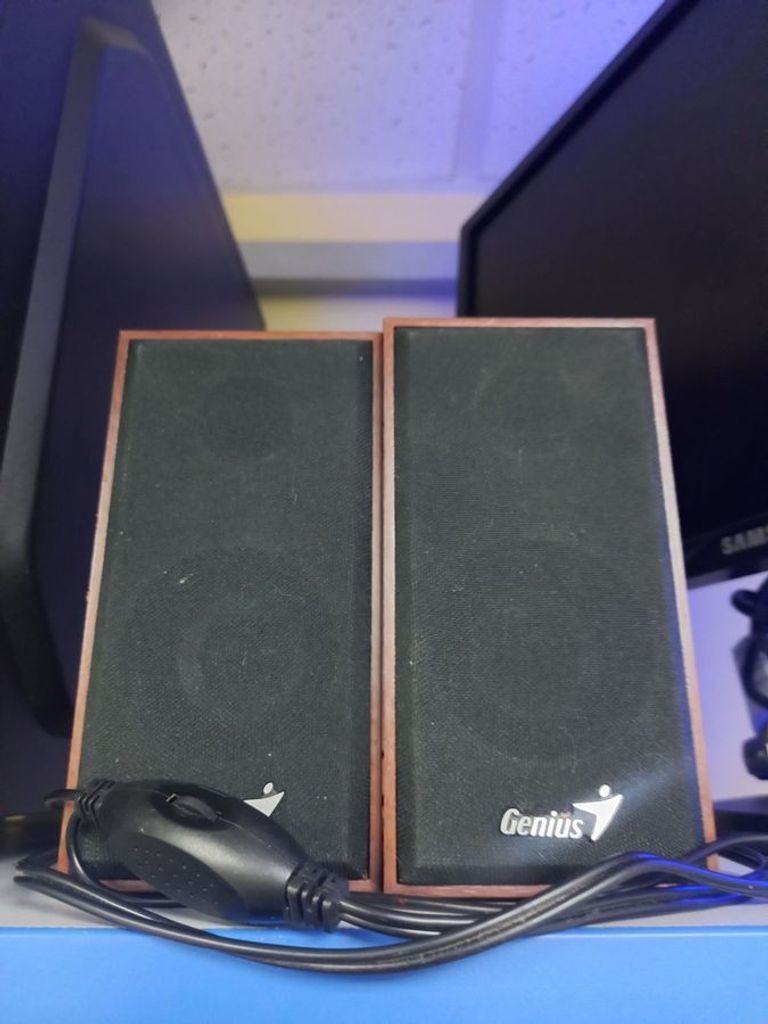 Распродажа Genius SP-HF180 Black, продавец Техноскарб