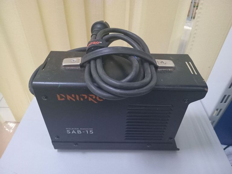 Дешиво Dnipro-M sab-15 с ломбарда