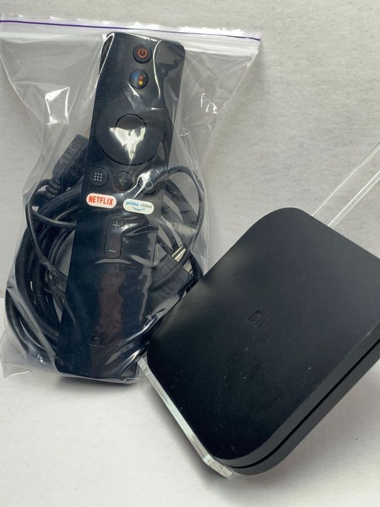 Розпродаж Xiaomi mi tv box s mdz-22-ab, продавець Техноскарб