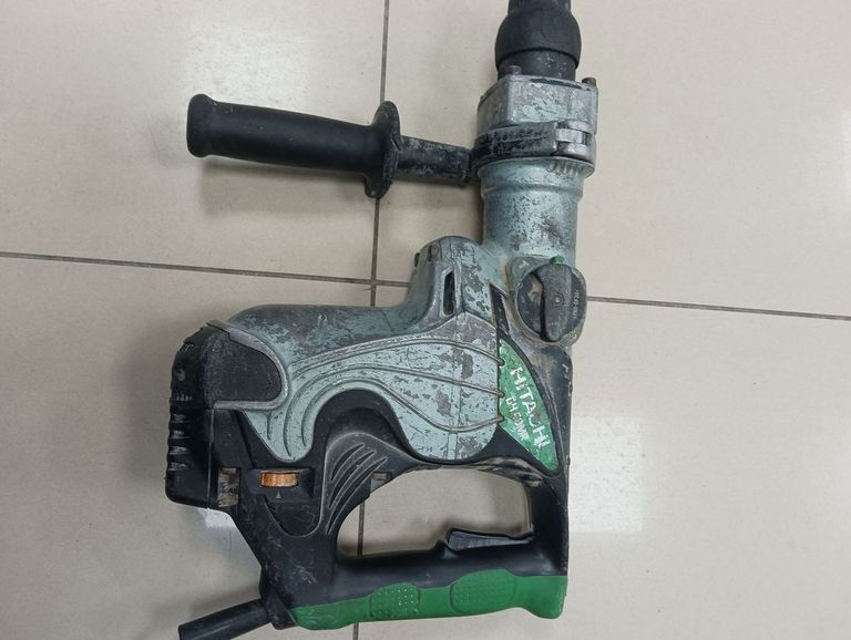 Дешиво Hitachi DH40MR с ломбарда
