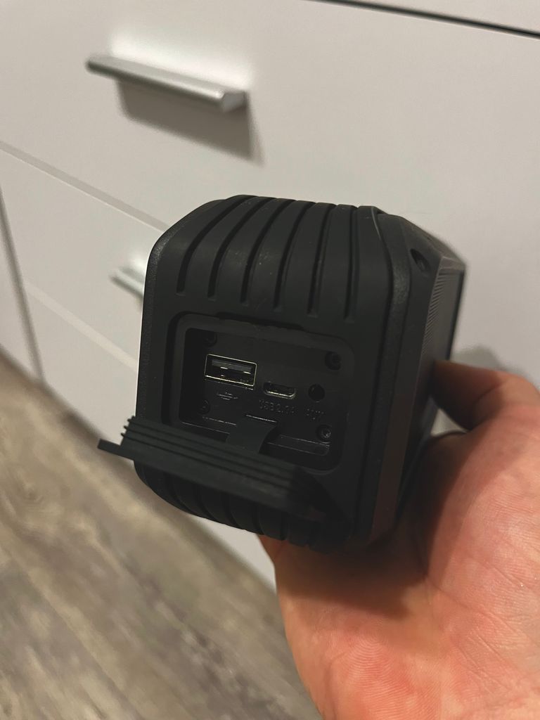 Дешево Колонка Divoom Voombox-Power з ломбарду