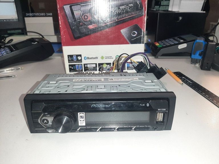 Объявление Pioneer MVH-S320BT Б/У