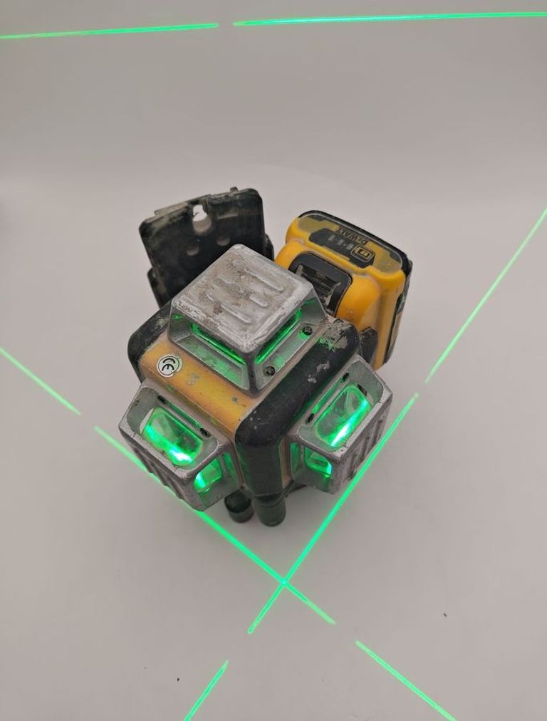 Дешево Dewalt Копія dce089d1g з ломбарду