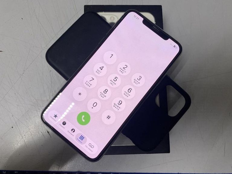 Купить Apple iphone 11 pro max 64gb Б/У