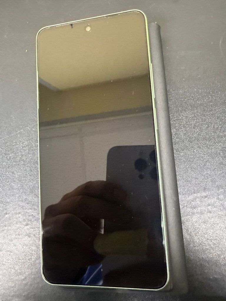 Дешево Realme c67 8/256gb з ломбарду