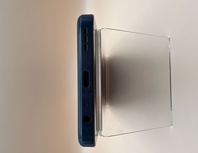 Zte Nubia V60 Design 6/256GB Purple Код:01-200922295. Изображение 9